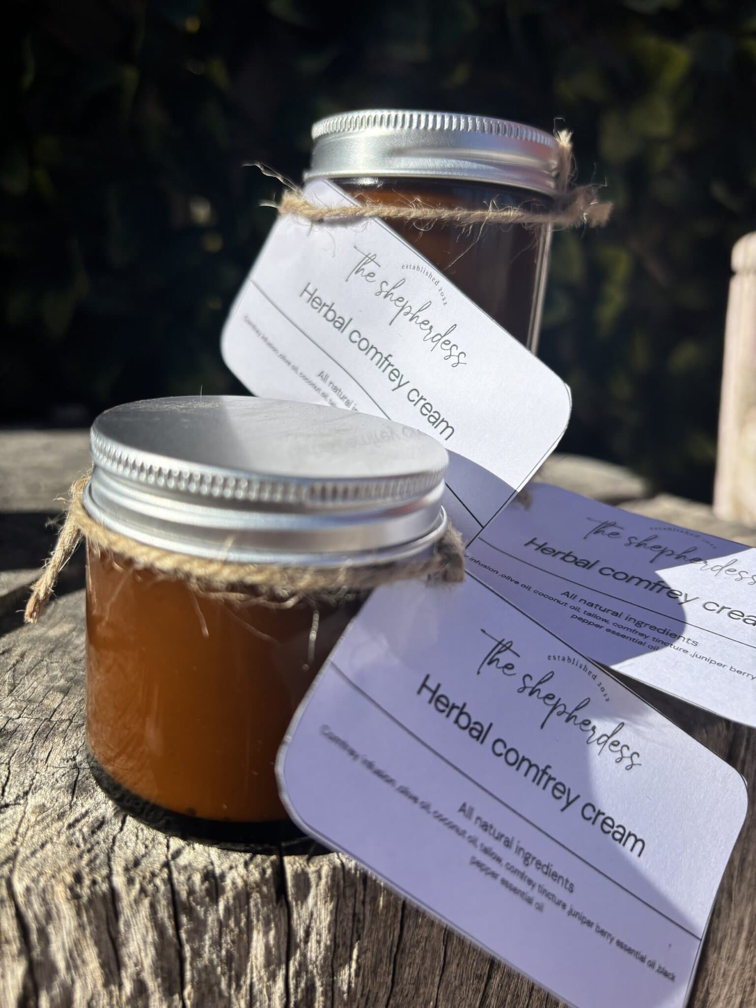 Pain rub- Comfrey Herbal Cream 60ml jar